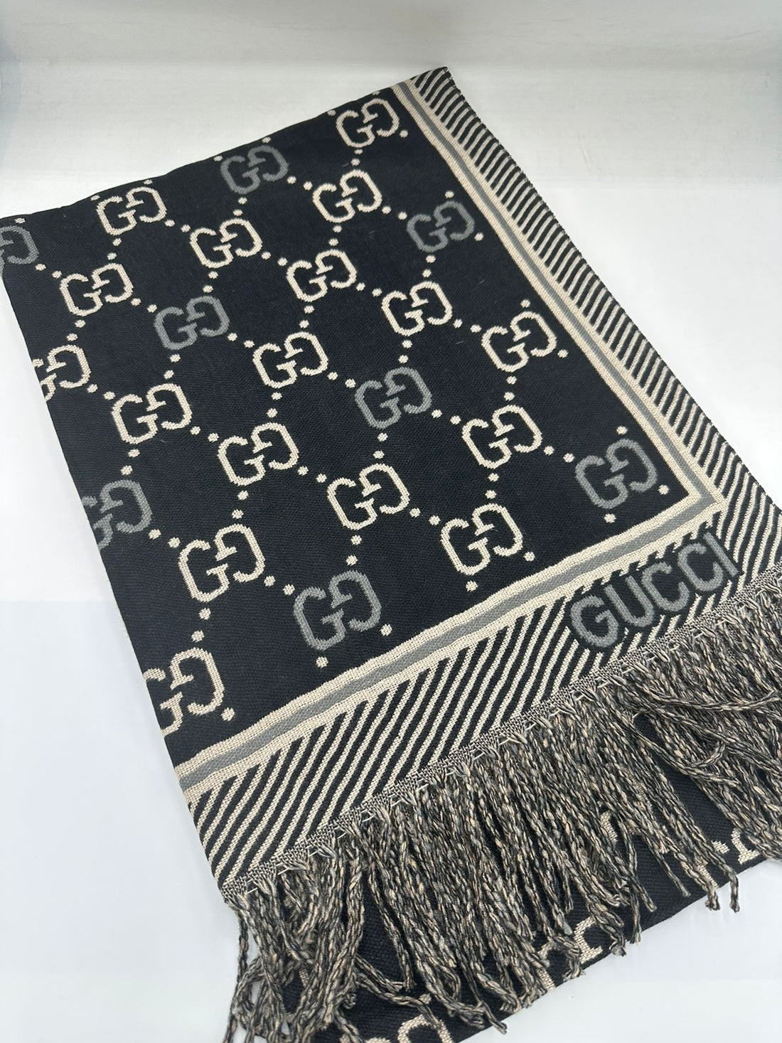 GC Scarf Staller