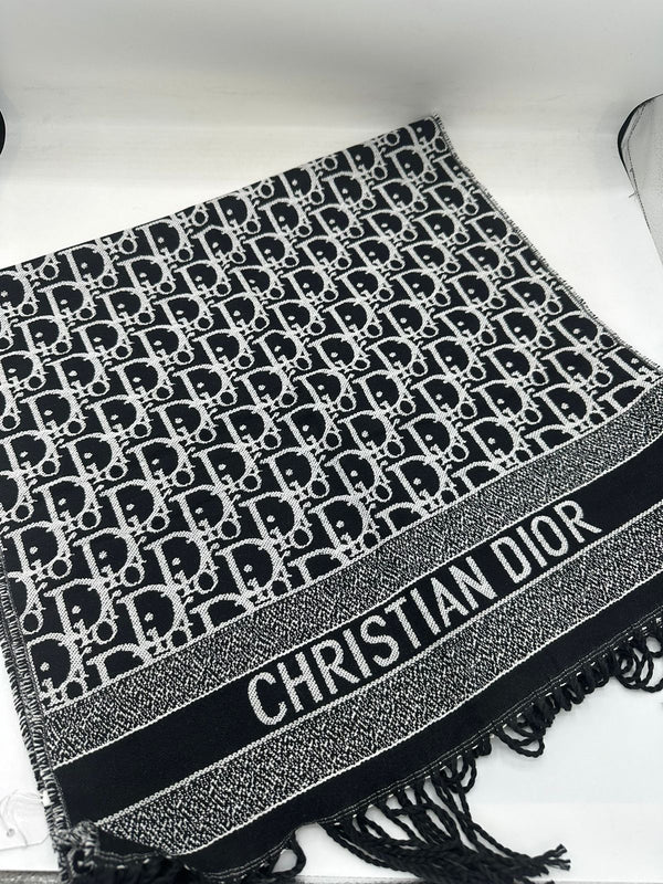 CD Scarf Staller