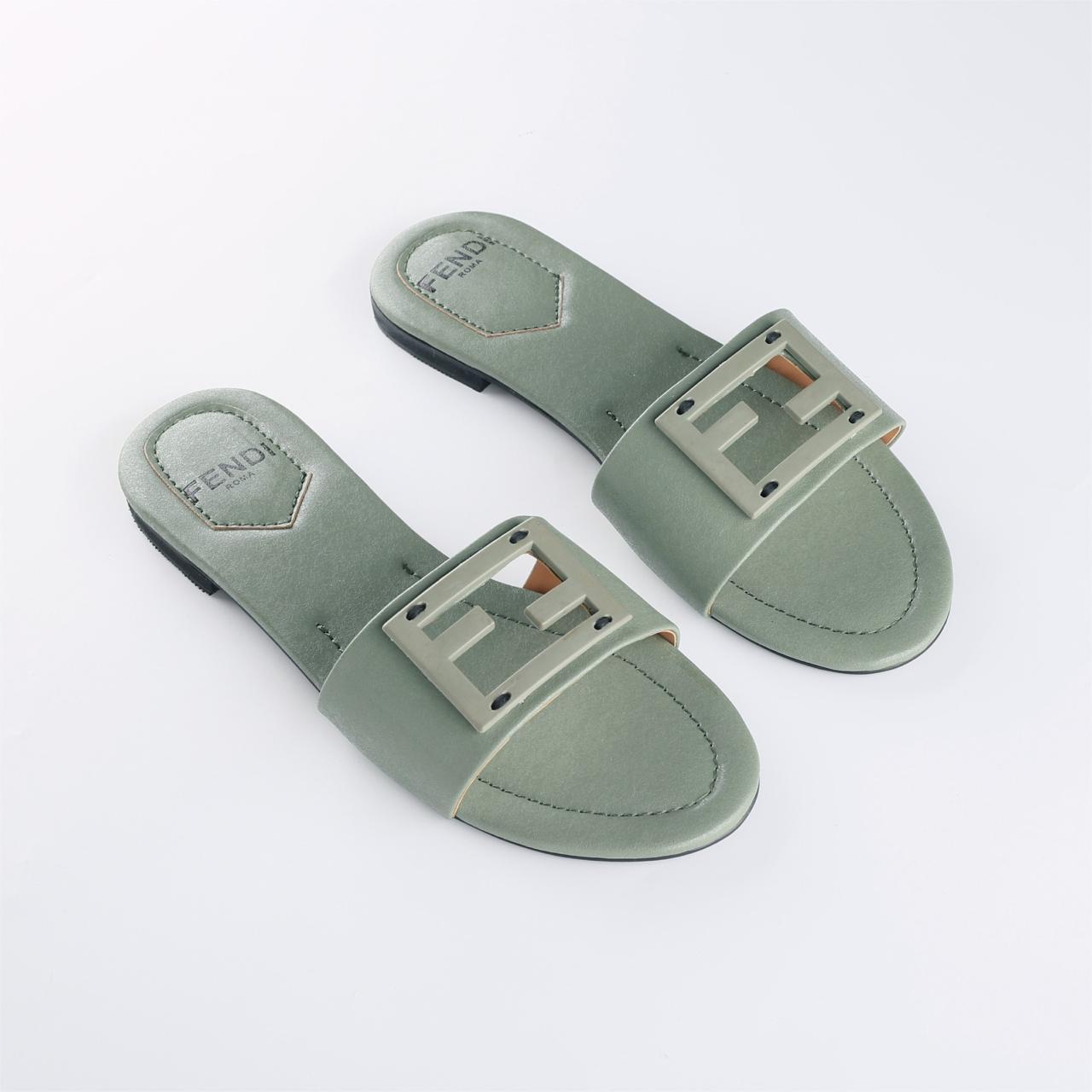 Fendi Flat Top sandals