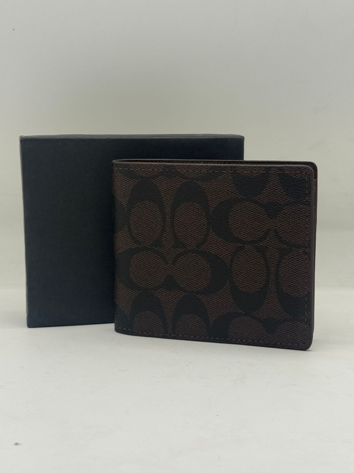 Coach bifold Wallet Brown